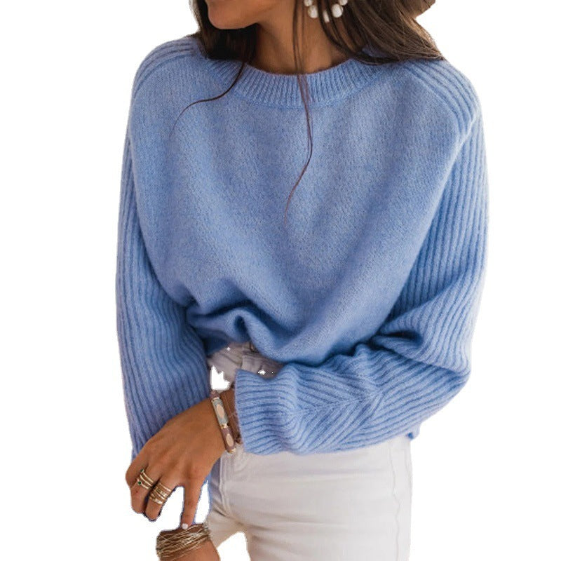 Herbstliche Farbkombination: Eleganter European Milk Blue Bedford Cord Pullover für Damen