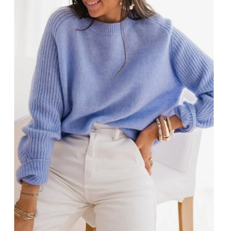 Herbstliche Farbkombination: Eleganter European Milk Blue Bedford Cord Pullover für Damen